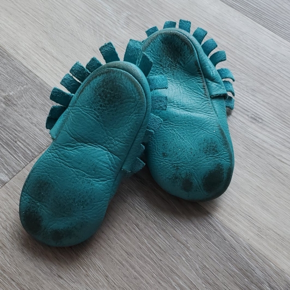 Freshly Picked Size 5 Moccasins (Not A Bundle) - Picture 3 of 7